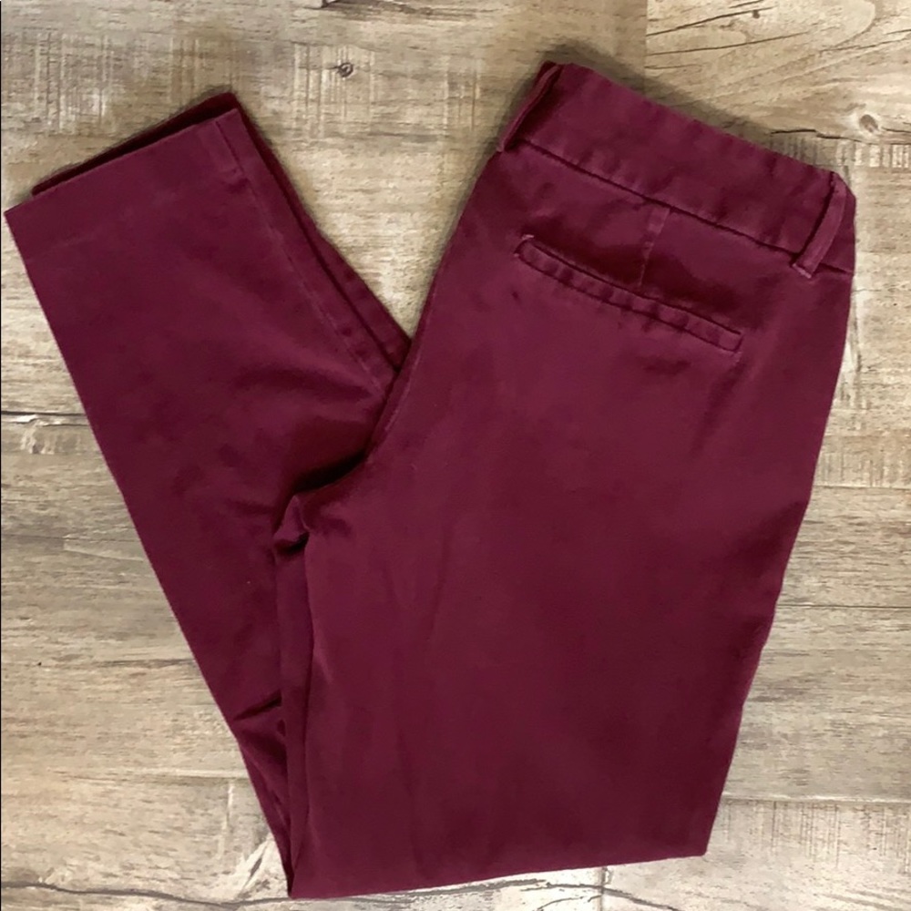 Old navy Pixie pants size 4 Maroon ankle length